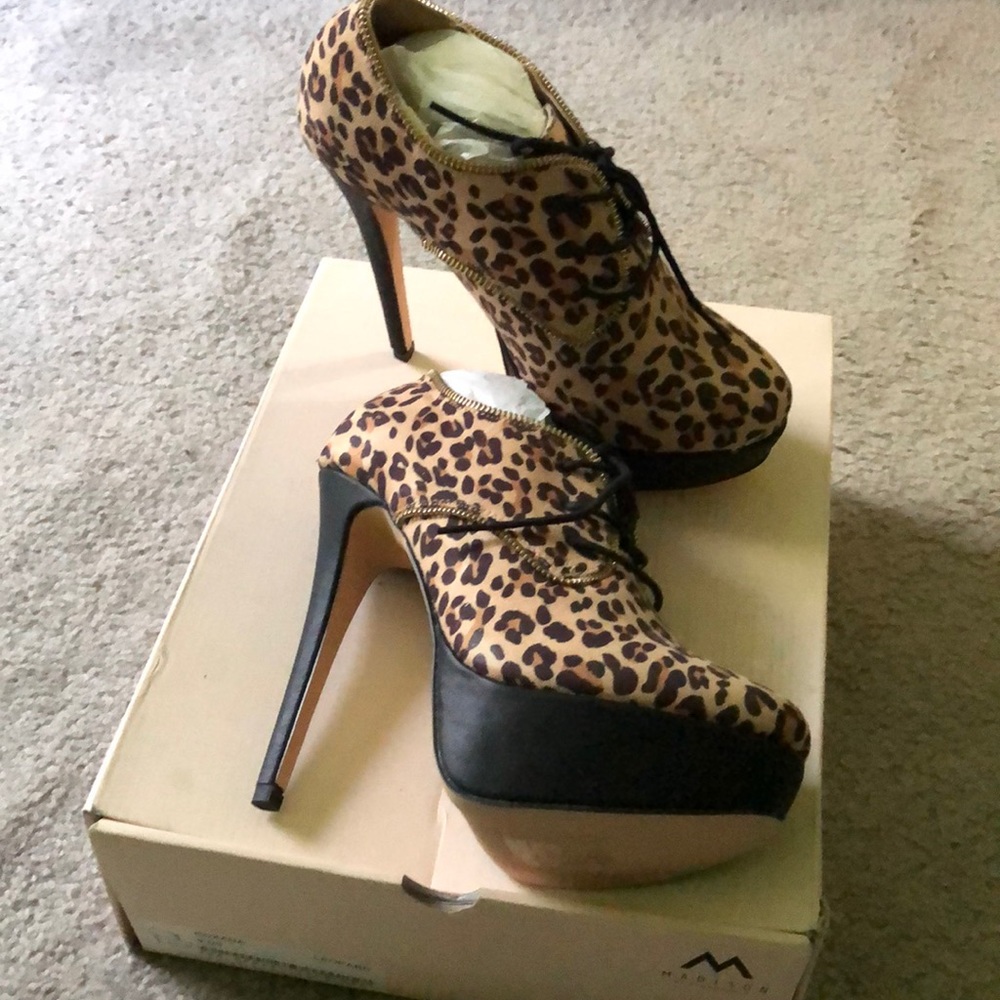 Leopard booties